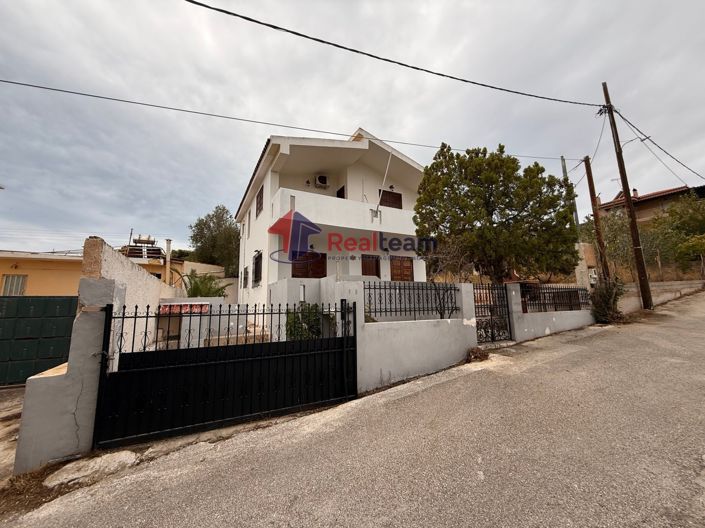 Image No.26-Propriété de 3 chambres à vendre à Lagonisi