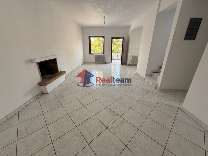 Image No.7-Propriété de 3 chambres à vendre à Lagonisi