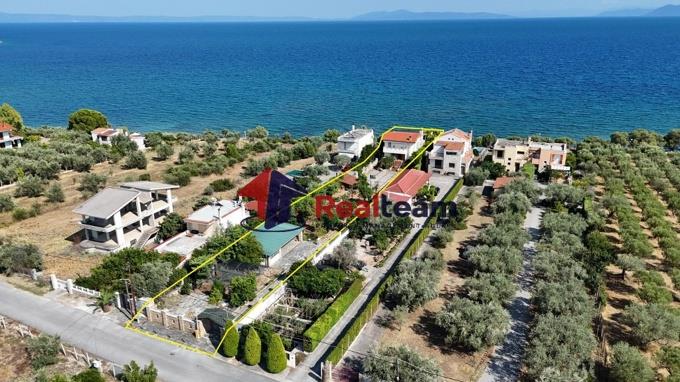 Image No.29-Propriété de 4 chambres à vendre à Nea Agchialos