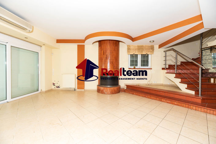 Image No.12-Propriété de 4 chambres à vendre à Nea Agchialos