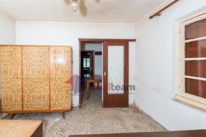 Image No.26-2 Bed Property for sale