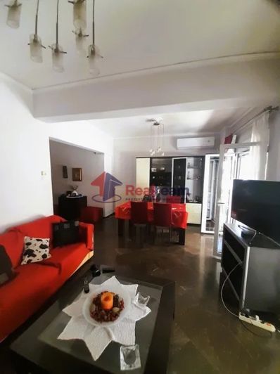 Image No.3-Appartement de 3 chambres à vendre à Peiraias