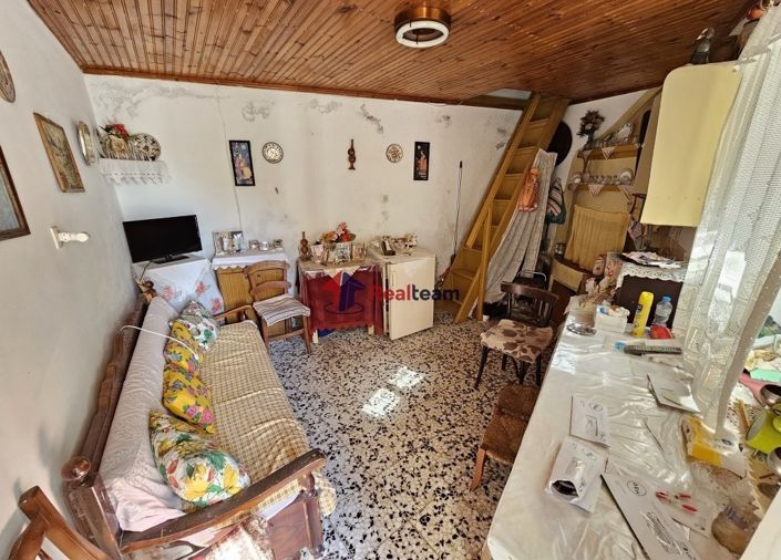 Image No.5-Propriété de 1 chambre à vendre à Glossa