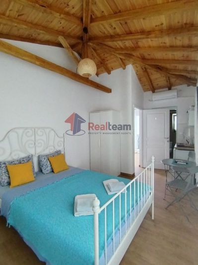 Image No.18-4 Bed Property for sale