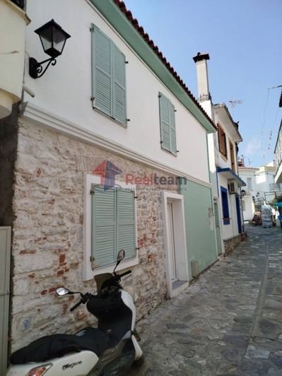 Image No.25-4 Bed Property for sale