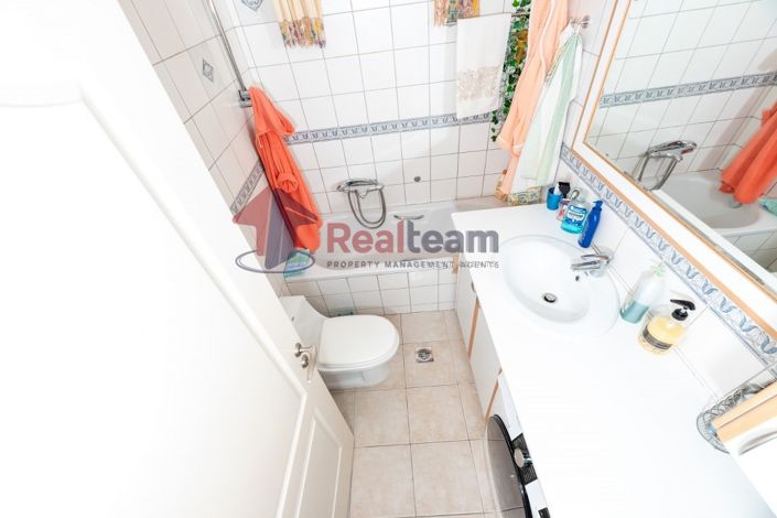 Image No.11-2 Bed Property for sale