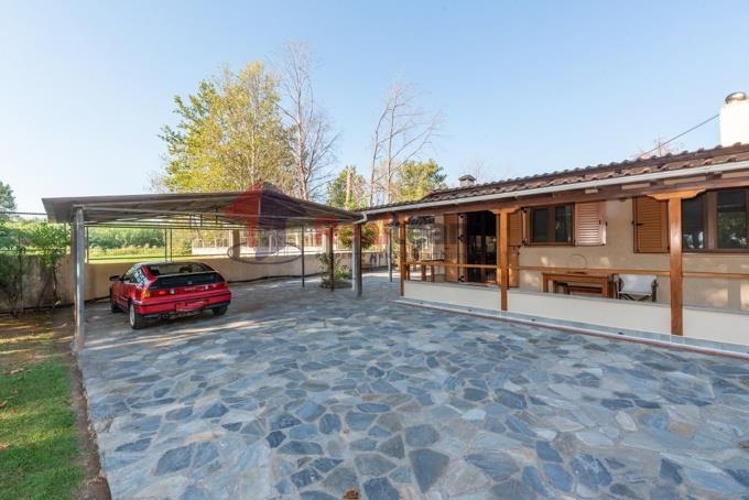 Image No.42-2 Bed Property for sale