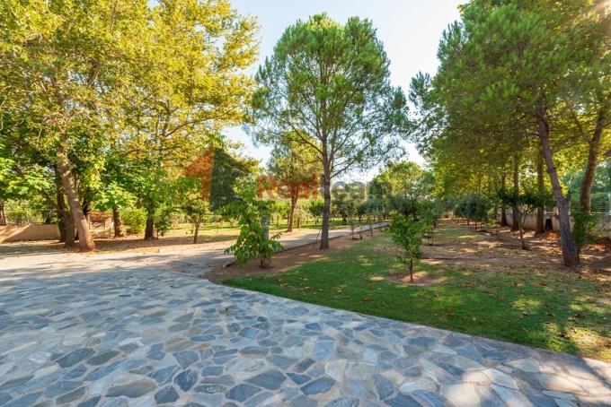 Image No.47-2 Bed Property for sale