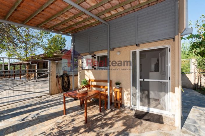 Image No.18-2 Bed Property for sale