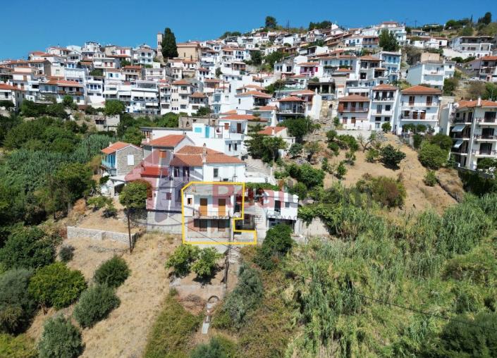 Image No.50-Propriété de 3 chambres à vendre à Glossa