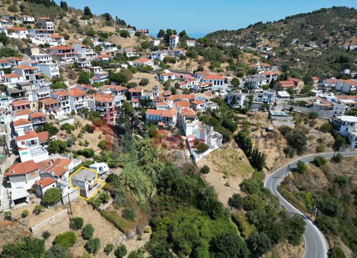 Image No.2-Propriété de 3 chambres à vendre à Glossa