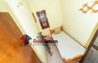 512f5749e09f4dfcbe1dec9f75e6b87d