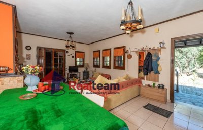 fa8ef2c2e38f4590a0078cb82955119f