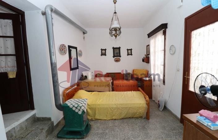 Image No.51-Propriété de 1 chambre à vendre à Chora