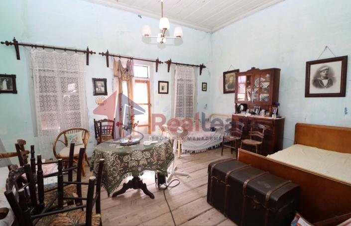 Image No.59-Propriété de 1 chambre à vendre à Chora