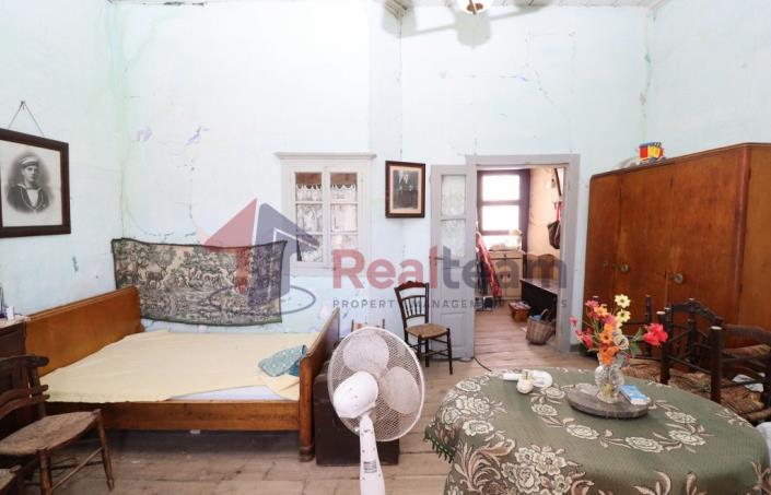 Image No.60-Propriété de 1 chambre à vendre à Chora