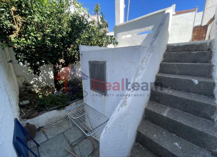 Image No.50-Propriété de 1 chambre à vendre à Chora