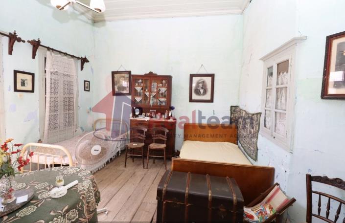 Image No.55-Propriété de 1 chambre à vendre à Chora