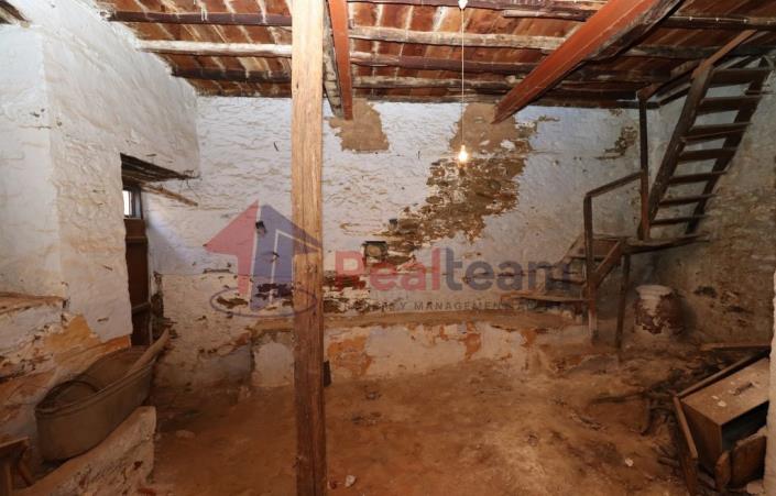 Image No.53-Propriété de 1 chambre à vendre à Chora