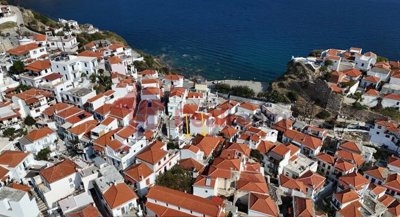 9a6835e5f9c249cf93059cef115c7e1c