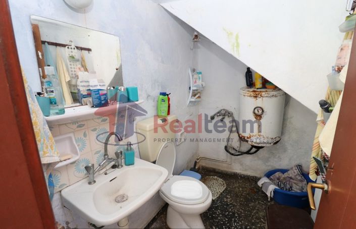 Image No.28-Propriété de 1 chambre à vendre à Chora