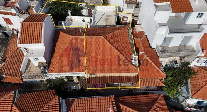 Image No.7-Propriété de 1 chambre à vendre à Chora