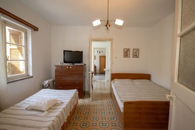 img035efeeb-edb9-40ab-8387-288c7071d4c5