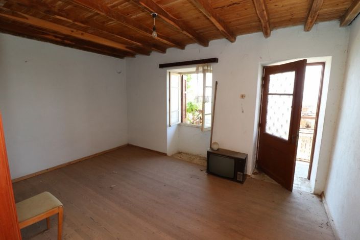 Image No.8-Propriété de 2 chambres à vendre à Glossa