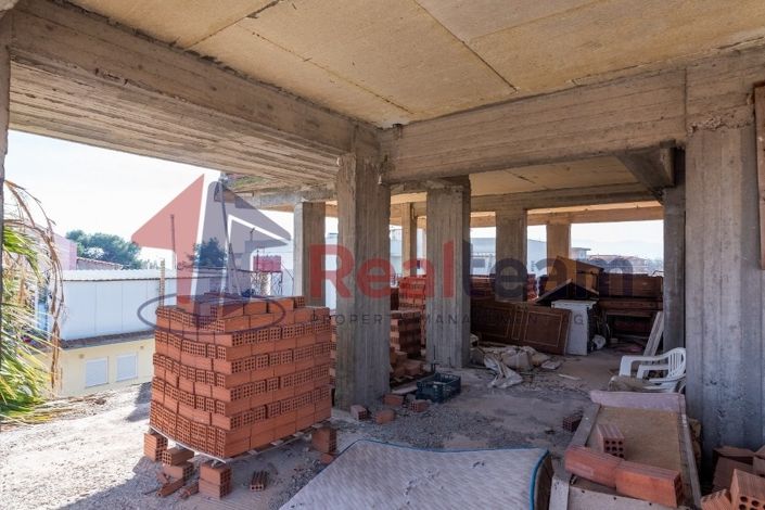 Image No.2-Propriété de 7 chambres à vendre à Nea Agchialos