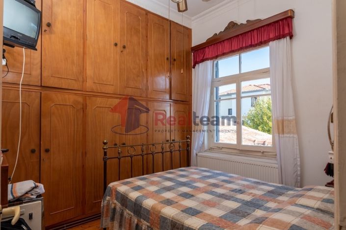 Image No.19-2 Bed Property for sale