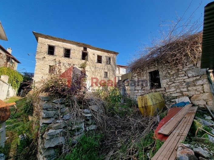 Image No.2-Propriété de 3 chambres à vendre à Argalasti