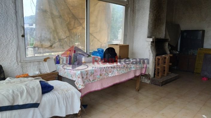 Image No.17-2 Bed Property for sale