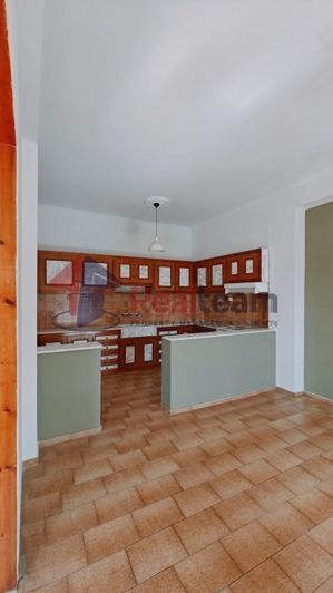 Image No.13-1 Bed Property for sale