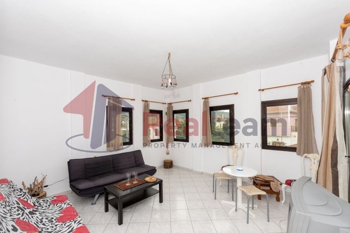 Image No.14-4 Bed Property for sale