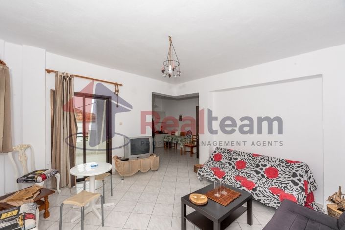 Image No.15-4 Bed Property for sale