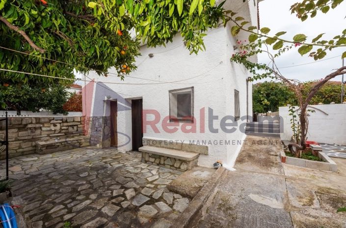 Image No.24-4 Bed Property for sale