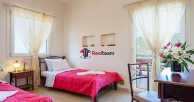 img2b4361d8-2754-41fc-82c9-97488f45e77a