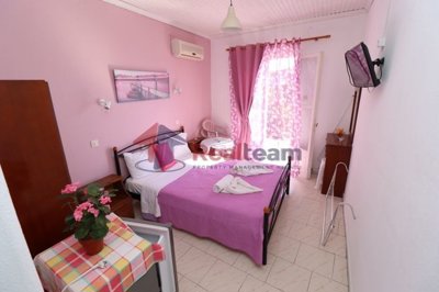 img65f48895-1918-4650-a6f1-82204a2d284e