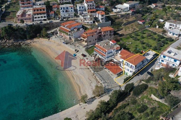 Image No.4-Propriété de 7 chambres à vendre à Alonnisos