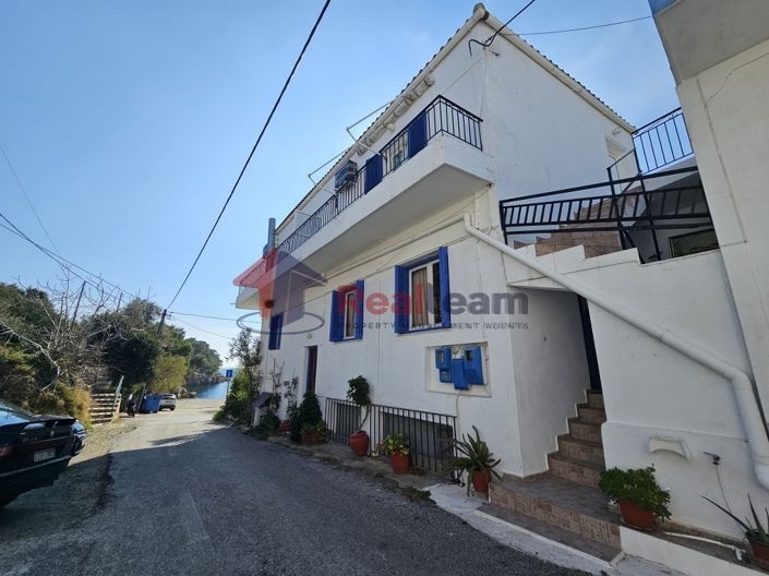 Image No.8-Propriété de 7 chambres à vendre à Alonnisos