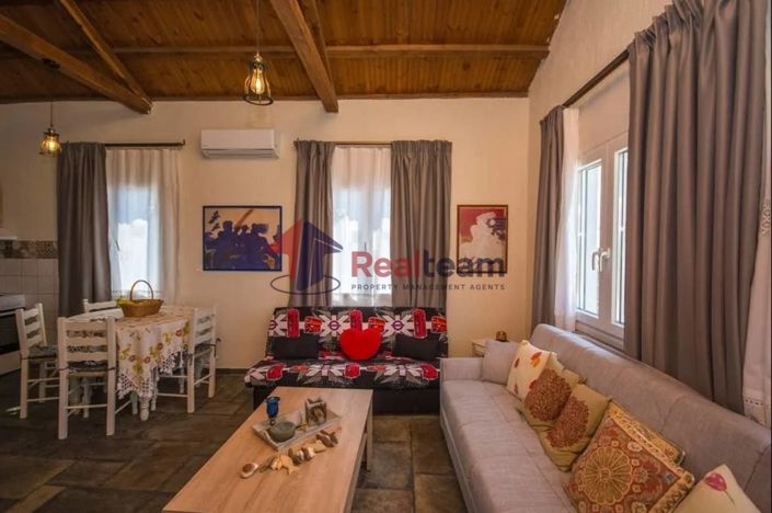 Image No.5-Propriété à vendre à Alonnisos