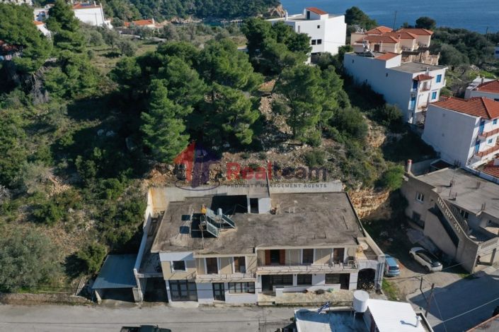 Image No.3-Un hôtel de 12 chambres à vendre à Alonnisos