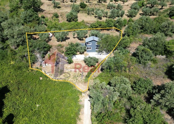 Image No.10-Propriété de 1 chambre à vendre à Chora