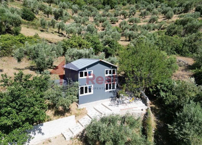 Image No.18-Propriété de 1 chambre à vendre à Chora