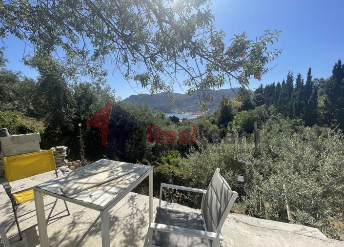 Image No.23-Propriété de 1 chambre à vendre à Chora