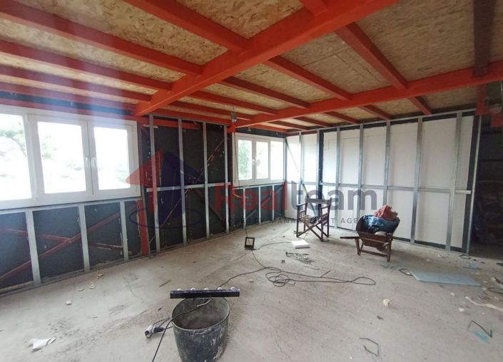 Image No.24-Propriété de 1 chambre à vendre à Chora