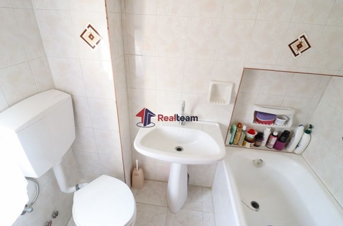 Image No.17-Propriété de 1 chambre à vendre à Chora