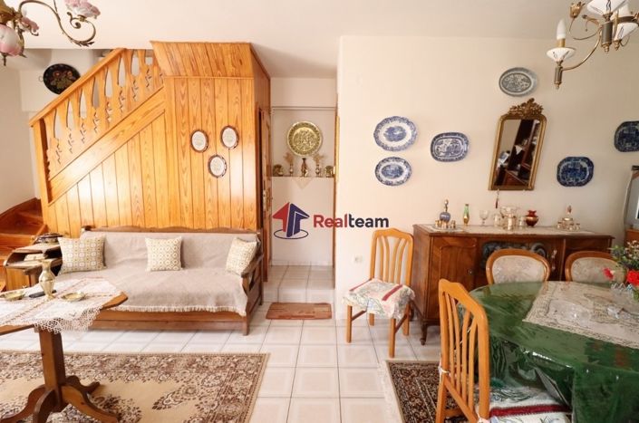 Image No.7-Propriété de 1 chambre à vendre à Chora