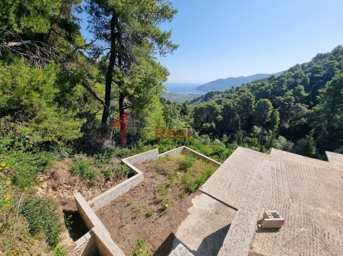 Image No.5-Propriété de 1 chambre à vendre à Chora