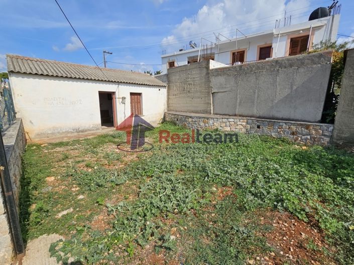 Image No.10-Propriété à vendre à Votsi